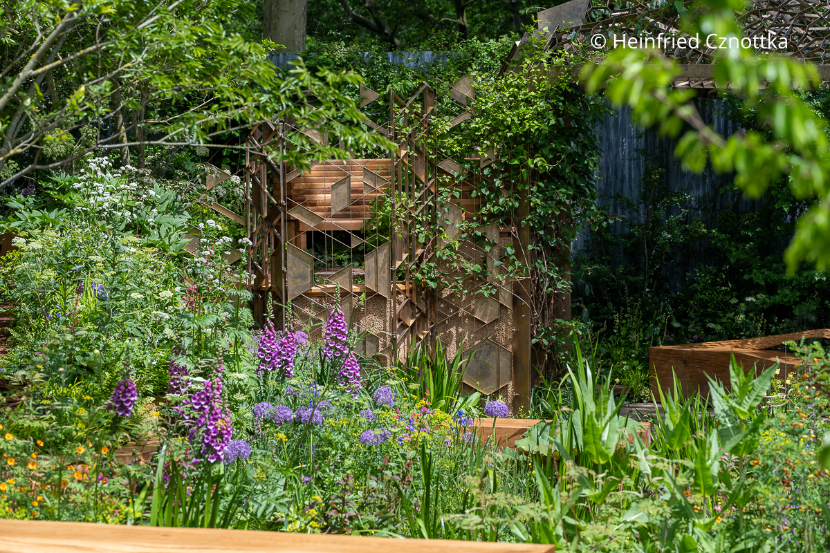 Aussichtsplattform im Octavia Hill Garden auf der Chelsea Flower Show