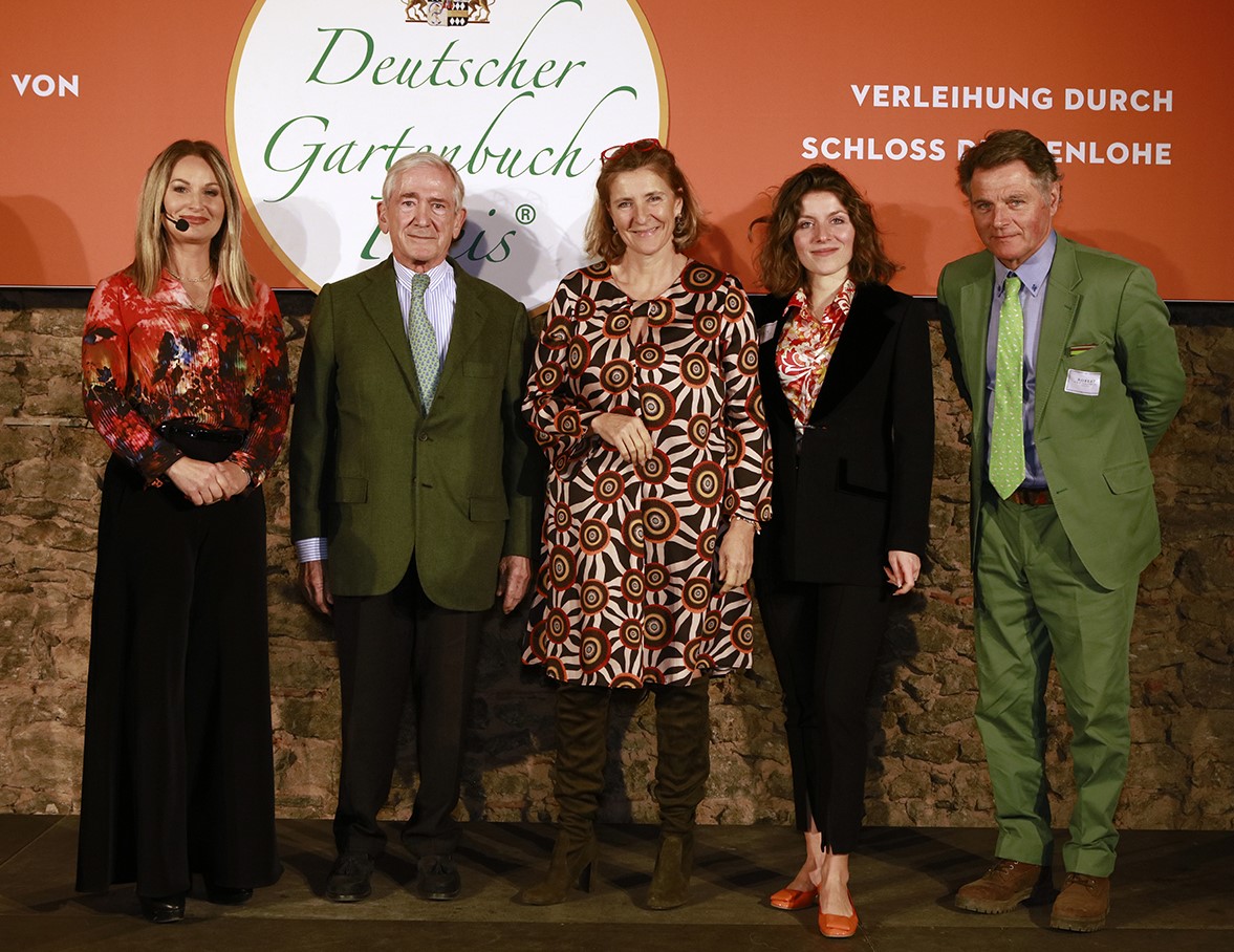 Eva Grünbauer, Herr Dr. Stihl, Baronin Sabine von Süßkind, Emily von Süßkind, Baron Robert von Süßkind; Preisverleihung Deutscher Gartenbuchpreis
