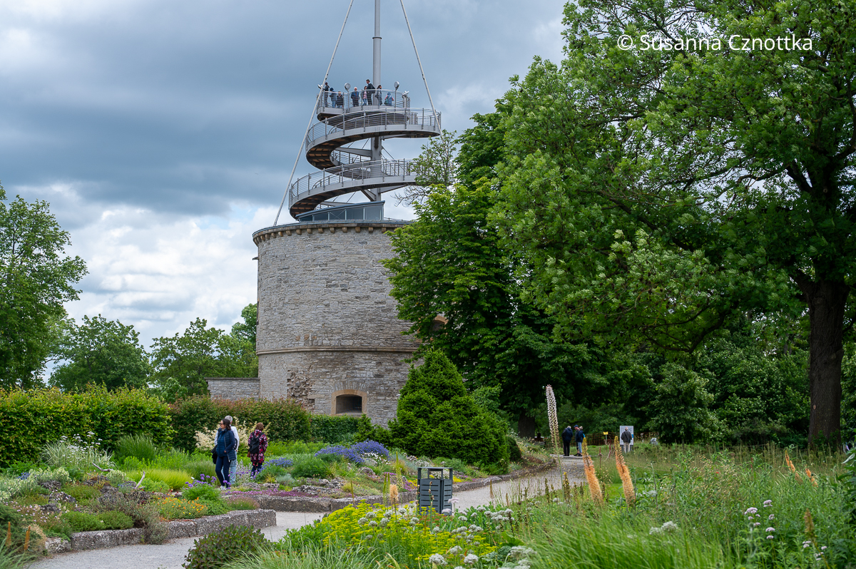 Turm der Cyriaksburg in Erfurt mit Aussichtsplattform auf 272 m Höhe Turm der Cyriaksburg in Erfurt mit Aussichtsplattform auf 272 m Höhe