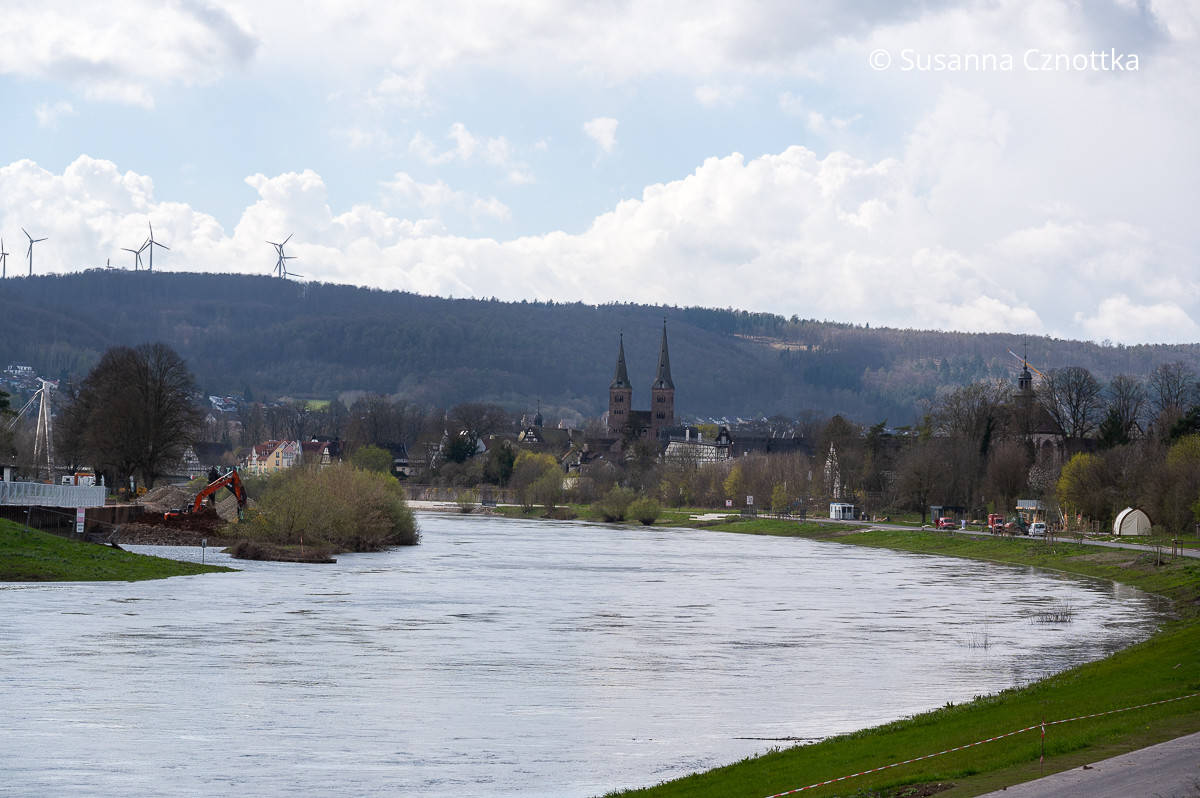 Blick über die Weser nach Höxter