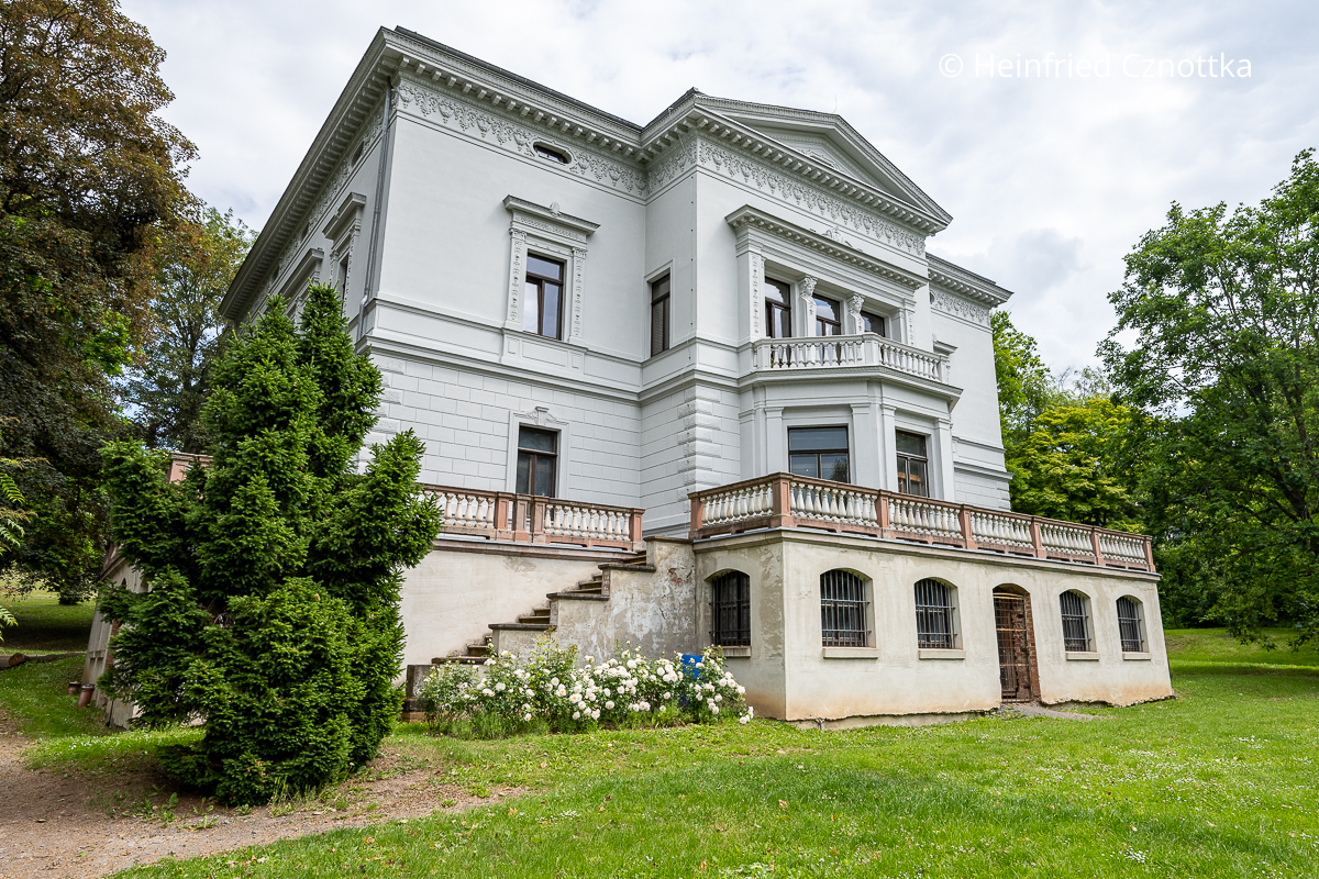 Die Industriellenvilla im Park Hohenrode in Nordhausen